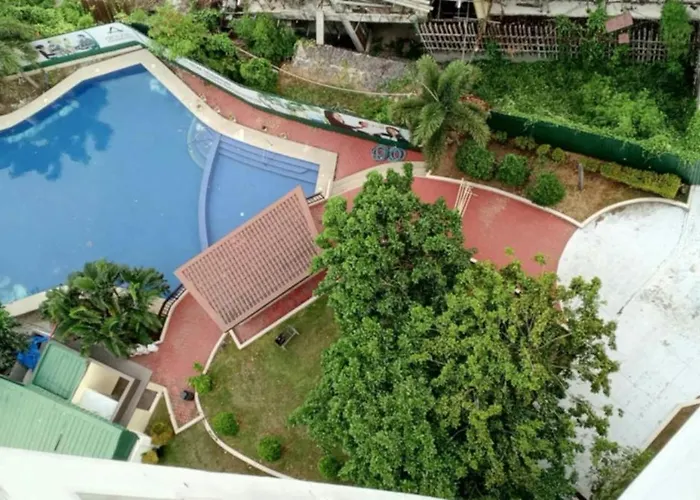Alabang Staycation By Renz